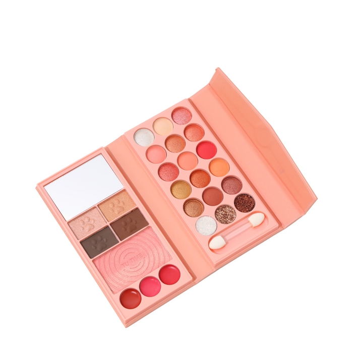 Набор декоративной косметики «Котик с пирожным» Набор декоративной косметики «Котик с пирожным»