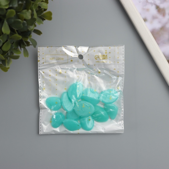 Декор для творчества пластик светится в темноте  Декор для творчества пластик светится в темноте "Голубые камешки" набор 12 шт