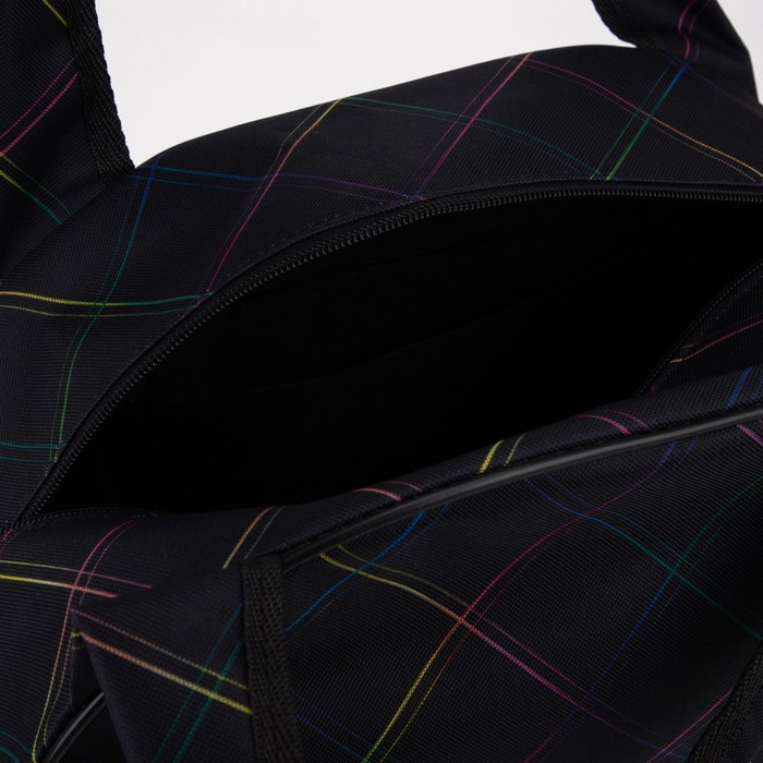 Сумка дорожная женская на молнии, держатель для чемодана, цвет чёрный Сумка дорожная женская на молнии, держатель для чемодана, цвет чёрный