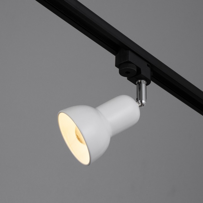 Светильник трековый Светильник трековый "Мудрец" Е27 40Вт белый 9х9х19,5см