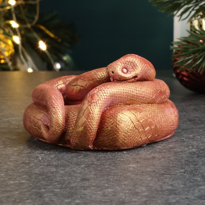 Новый год. Символ 2025. Фигура Новый год. Символ 2025. Фигура "Змея Лея" бордовый с позолотой, 4х6,5х7,5см