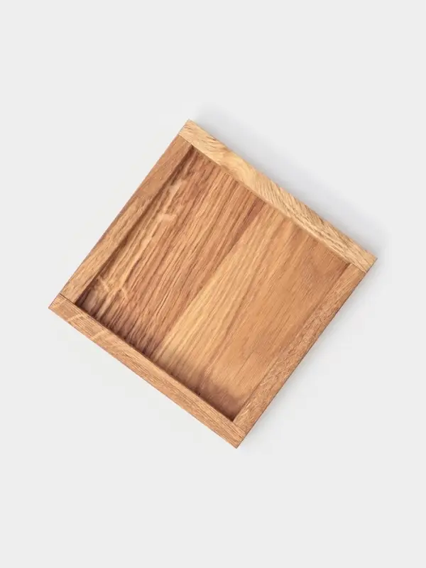 Доска для подачи "Бургер", с двухсторонним бортиком, 17x17 см, дуб