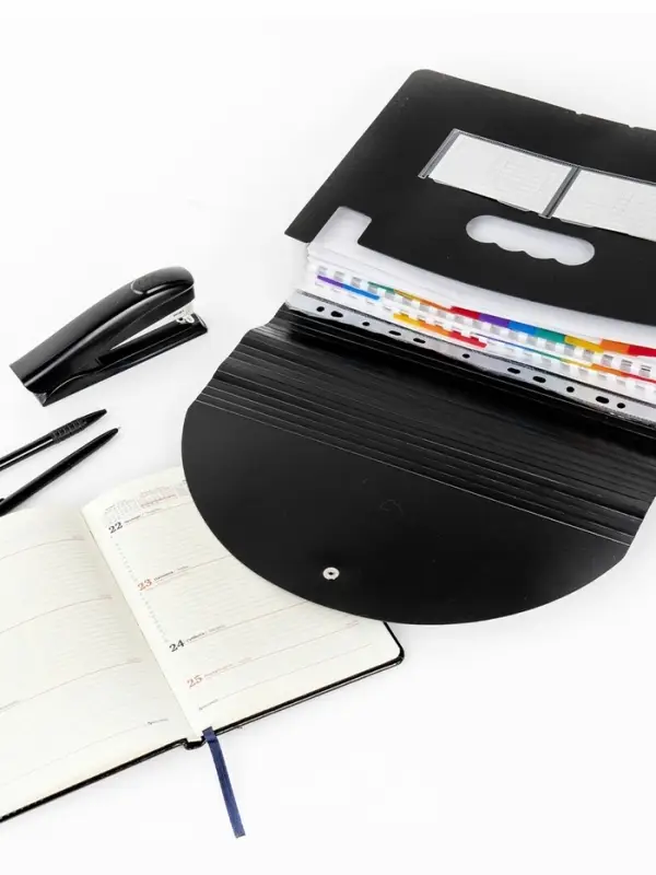 Папка для бумаги А4 на резинке пластиковая Calligrata, 12 отделений, черная Папка для бумаги А4 на резинке пластиковая Calligrata, 12 отделений, черная