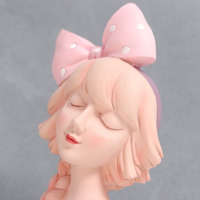 Сувенир полистоун Сувенир полистоун "Малышка с косой, бантом в горох, с котом" 36х12х15,5 см