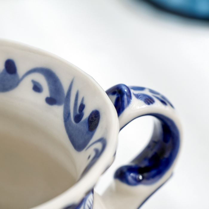 Чашка Чашка "Анемон", гжель, фарфор, 200 мл, 9 см