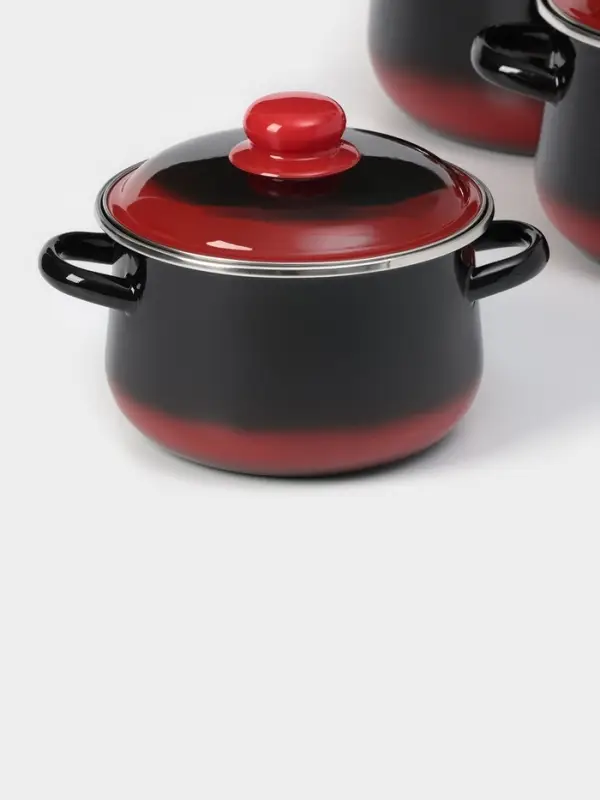 Набор эмалированных кастрюль &laquo;Кармен&raquo;, 3 шт.: 2 л, 4 л, 5.5 л, индукция, чёрный, красный