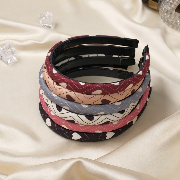 Ободок для волос Ободок для волос "Ширли" сердца, 1 см, микс