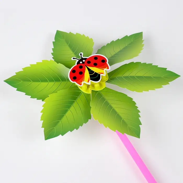 Ветерок «Листья», цвет МИКС Ветерок «Листья», цвет МИКС