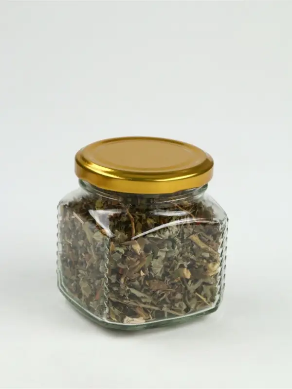 Подарочный набор новогодний &laquo;С Новым Годом&raquo; варенье с шишками, крем-мед 2 шт, чай в банке 3 шт   108