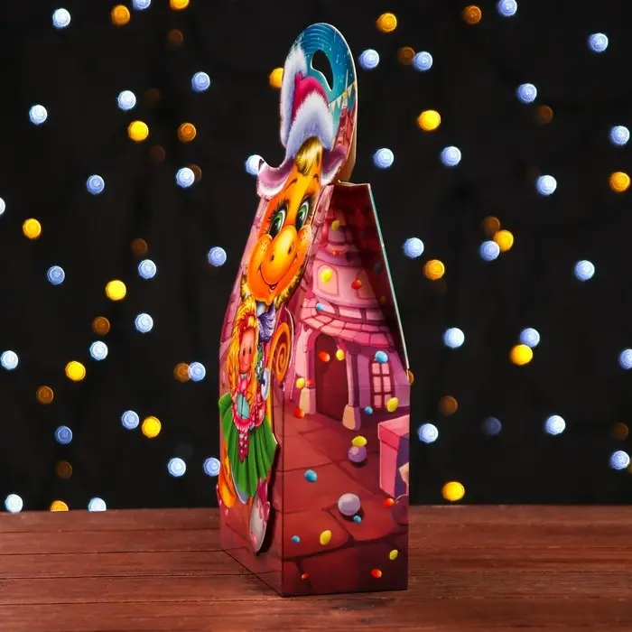 Подарочная новогодняя коробка «Крошка Дракошка», 16.5×8.6×27 см Подарочная новогодняя коробка «Крошка Дракошка», 16.5×8.6×27 см