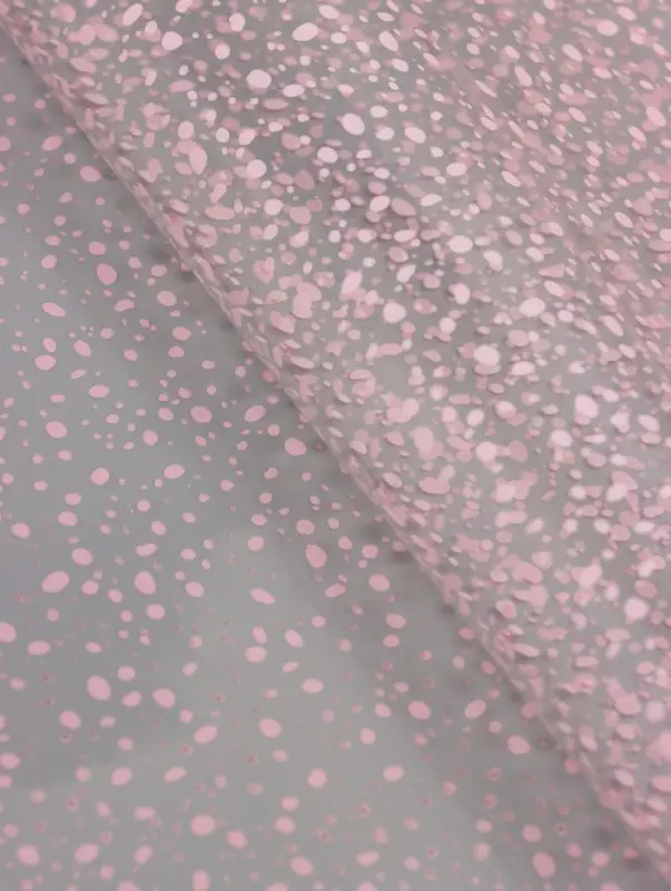 Пленка прозрачная с рисунком «Капли» Нежно-розовый 0.7×8.2±5%м