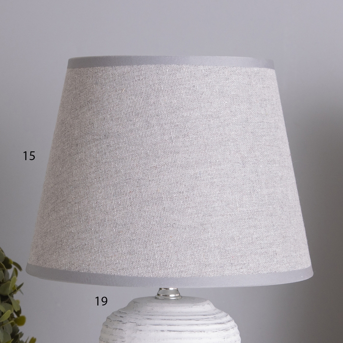 Лампа настольная Лампа настольная "Дарианна" 1х40Вт Е14 серый 29х20х32,5