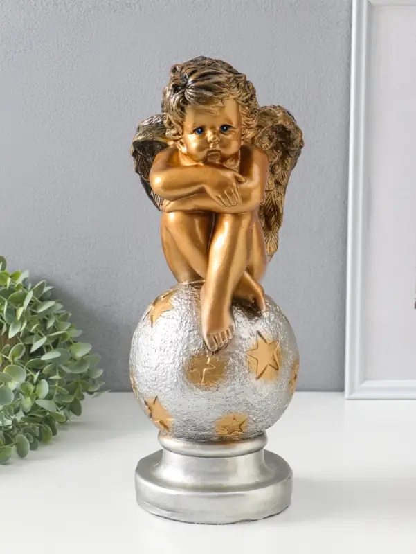 Фигура "Ангел на шаре" бронза, 38х15х14 см
