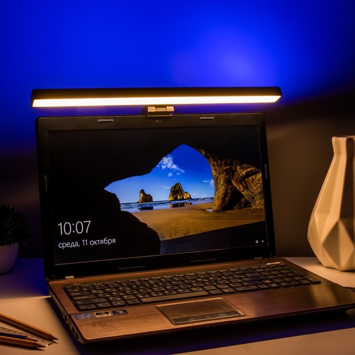 Светильник для экрана Светильник для экрана "Люмис" LED 5Вт 3000К-6000К RGB 201Лм Ra85 USB черный 10,4х6,5х40см