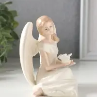 Сувенир керамика "Девушка-ангел в белом платье, с белой розой в ладонях" 11,3х10х9,8 см