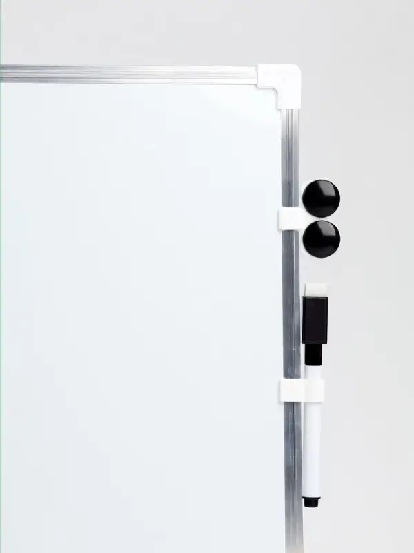 Доска магнитная двусторонняя, 40*30 см. (без крепления) Доска магнитная двусторонняя, 40*30 см. (без крепления)