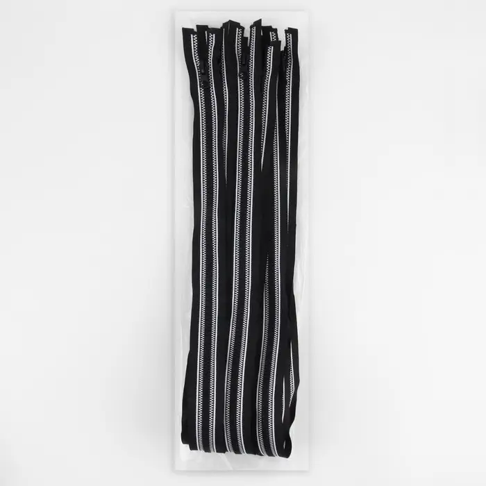 Молния «Трактор», №5, разъёмная, замок автомат, 80 см, чёрная, белая Молния «Трактор», №5, разъёмная, замок автомат, 80 см, чёрная, белая