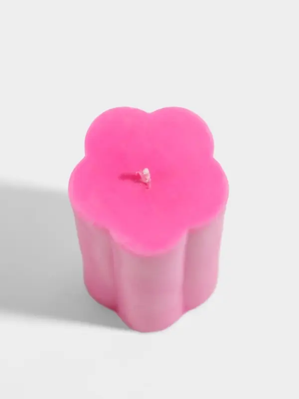 Свеча &laquo;Цветок&raquo;, 6&times;6&times;12 см, соевый воск, МИКС