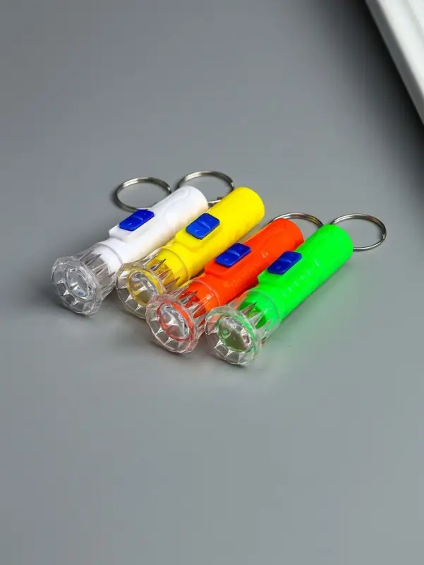 Фонарик брелок для ключей на кольце &laquo;Темминка&raquo;, 1 LED, 2&times;6.5 см, МИКС