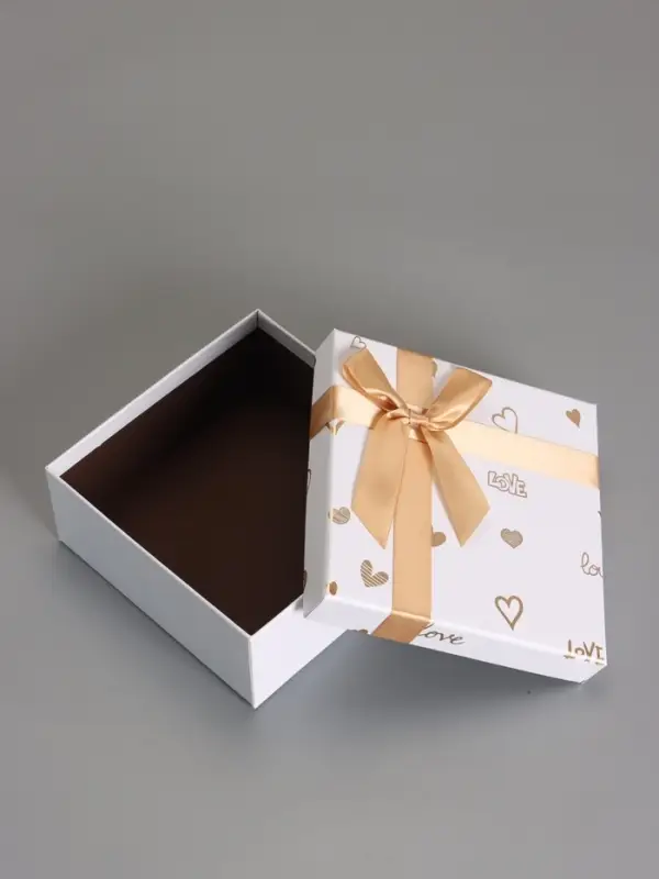 Наборок коробок 3 в 1 прямоугольные 19*19*9.8 17*17*8.0 15*15*6.5 см