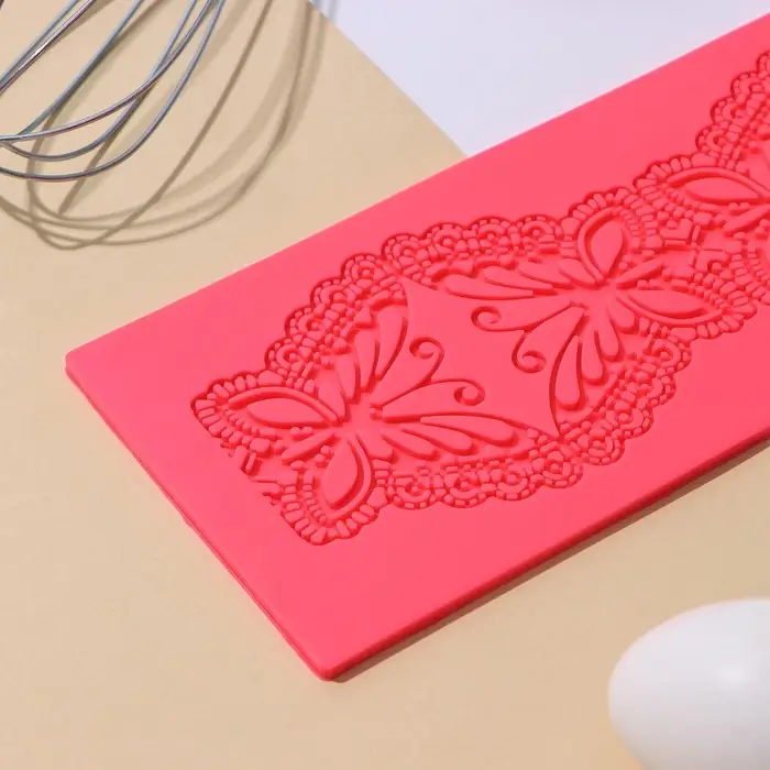 Коврик для айсинга Доляна «Бабочки», силикон, 39×10×0,5 см, цвет МИКС Коврик для айсинга Доляна «Бабочки», силикон, 39×10×0,5 см, цвет МИКС