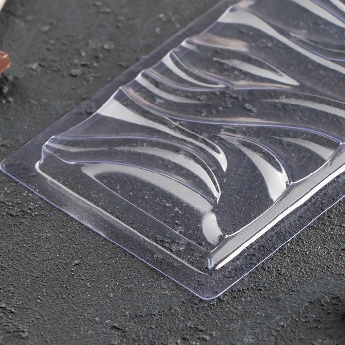 Форма для шоколада «Цунами», пластик, 20,5×10,5×1 см, прозрачная Форма для шоколада «Цунами», пластик, 20,5×10,5×1 см, прозрачная