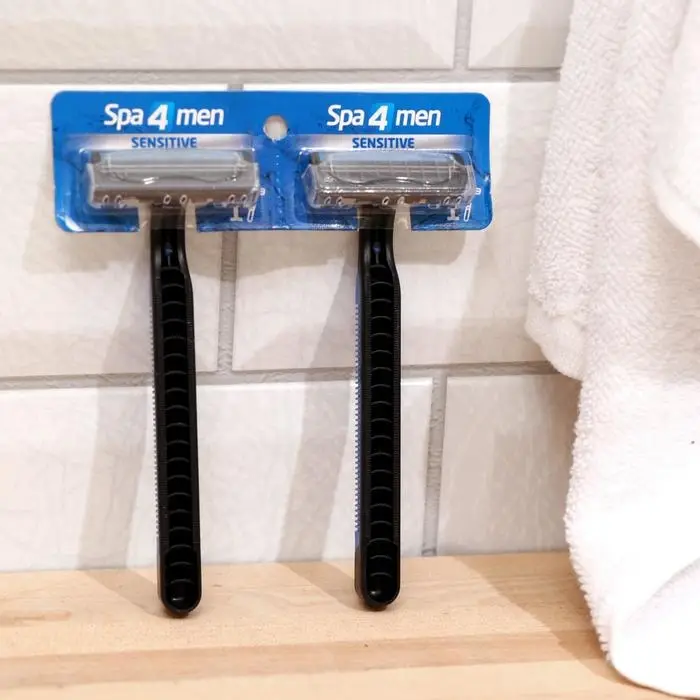 Бритвенные станки одноразовые Spa For Men, 2 лезвия, 1 шт. Бритвенные станки одноразовые Spa For Men, 2 лезвия, 1 шт.