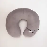 Подушка для путешествий бархатная "Время путешествий", серая, 28 х 30 х 9  см