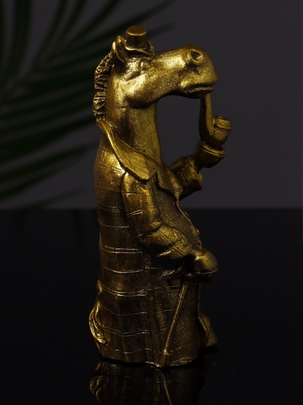 Статуэтка Статуэтка "Конь в пальто" 11х5 см, цвет золото