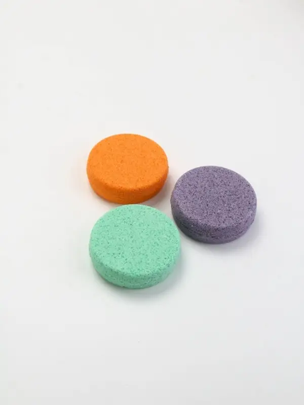 Набор бомбочек для ванны  Набор бомбочек для ванны "Монстрики", 3x100 г