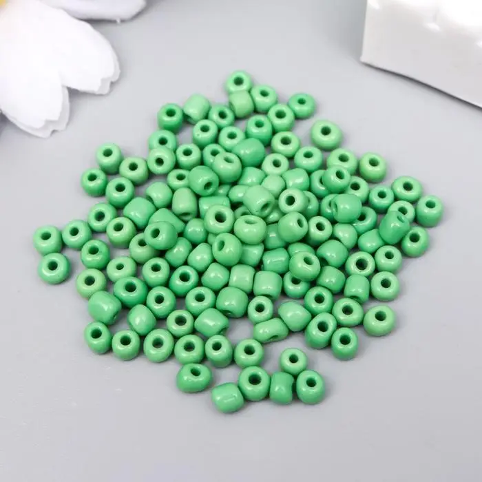 Бисер круглый 6/0  Бисер круглый 6/0 "Зелёный" 20 гр
