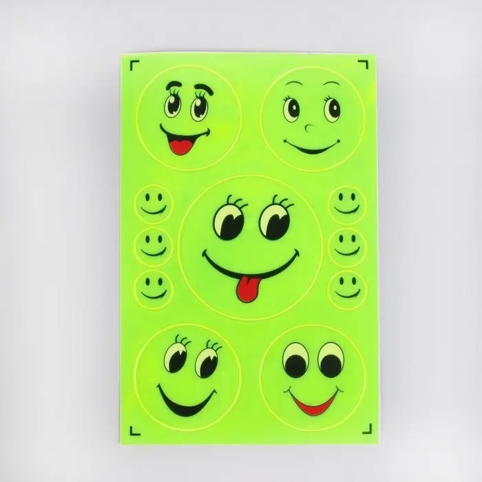 Светоотражающие наклейки «Смайлики», d=7.5/5.5/2 см, 11 шт. на листе, жёлтые Светоотражающие наклейки «Смайлики», d=7.5/5.5/2 см, 11 шт. на листе, жёлтые