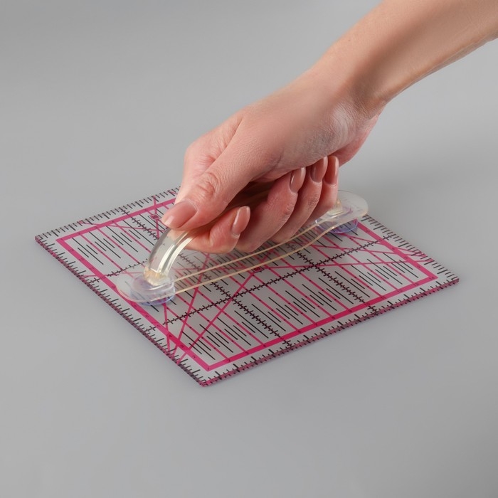 Держатель для линеек и лекал, на присосках, 14,8 × 3 × 2,5 см Держатель для линеек и лекал, на присосках, 14,8 × 3 × 2,5 см