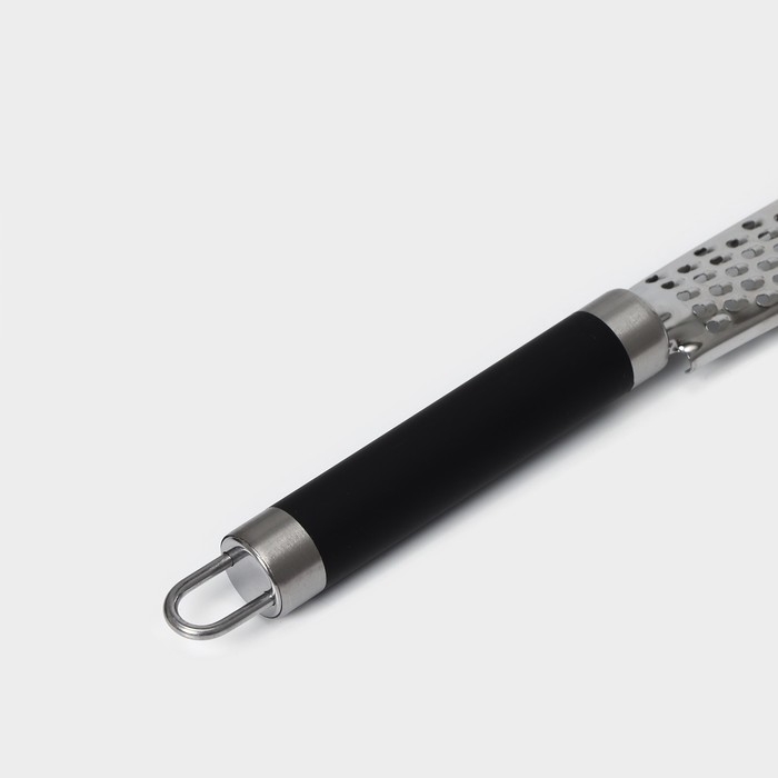 Тёрка для сыра Доляна Venus, 35,5×8 см, с ручкой, цвет чёрный Тёрка для сыра Доляна Venus, 35,5×8 см, с ручкой, цвет чёрный