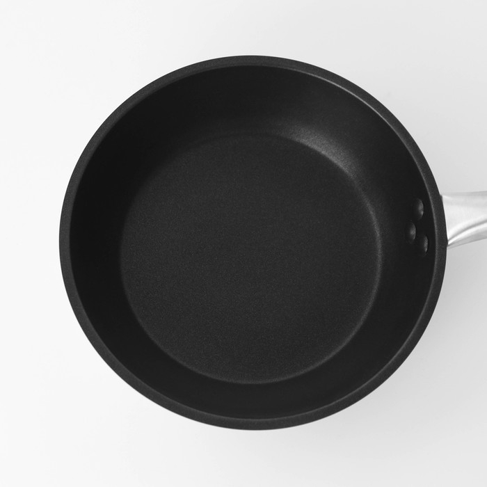 Сковорода из нержавеющей стали Hanna Knövell, d=22 см, h=5,5 см, толщина стенки 0,6 мм, длина ручки 21,5 см, антипригарное покрытие, индукция Сковорода из нержавеющей стали Hanna Knövell, d=22 см, h=5,5 см, толщина стенки 0,6 мм, длина ручки 21,5 см, антипригарное покрытие, индукция