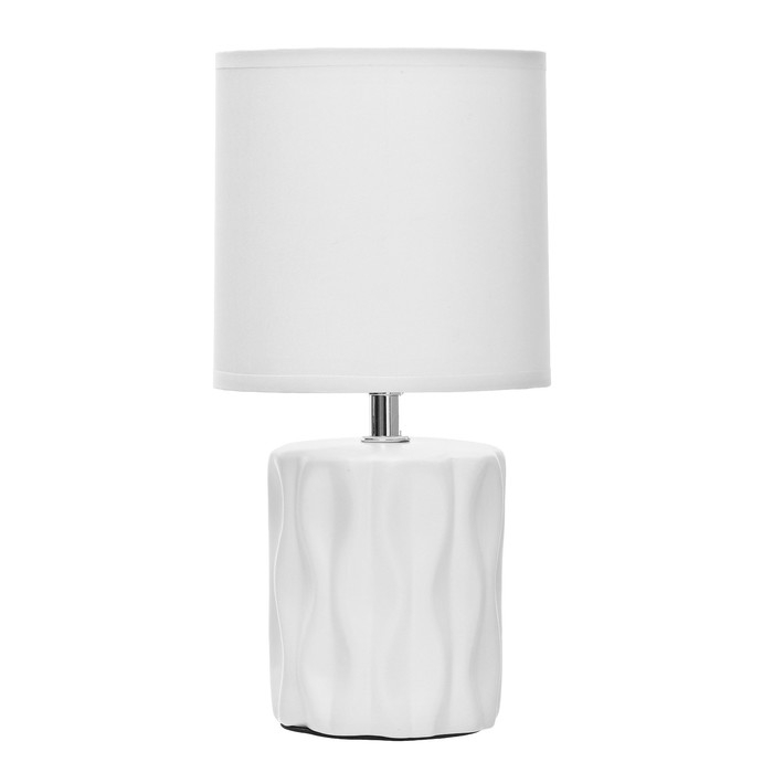 Настольная лампа Настольная лампа "Мюриэль" Е14 40Вт белый 13х13х26,5 см