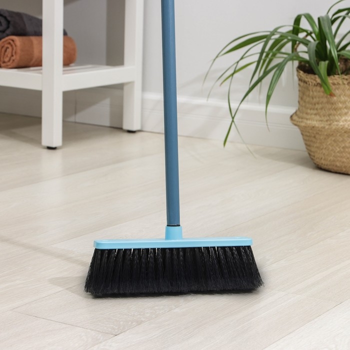 Щётка с черенком мягкая «Арианна», длина щетины 5,5 см, цвет МИКС Щётка с черенком мягкая «Арианна», длина щетины 5,5 см, цвет МИКС