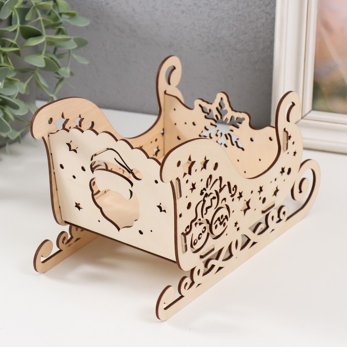 Шкатулка  Шкатулка "Сани. Дед Мороз" 22х11,5х13,5 см (набор 5 деталей)