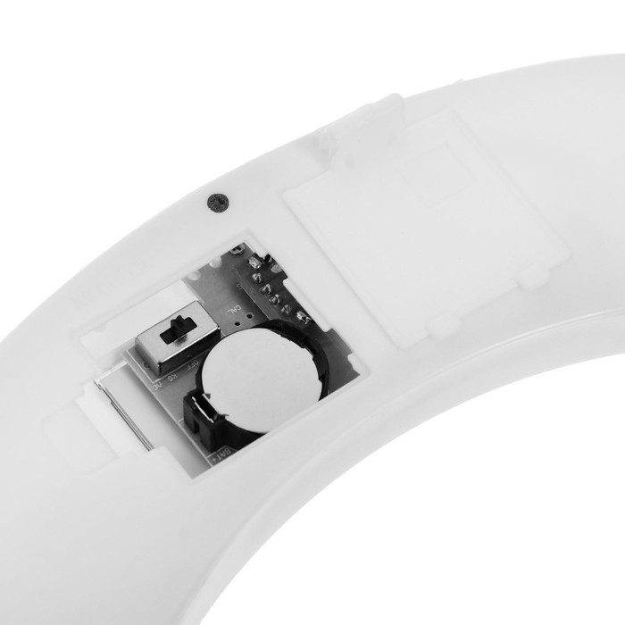 Весы напольные Luazon LVE-001, электронные, до 180 кг, 1хCR2032, стекло, белые Весы напольные Luazon LVE-001, электронные, до 180 кг, 1хCR2032, стекло, белые