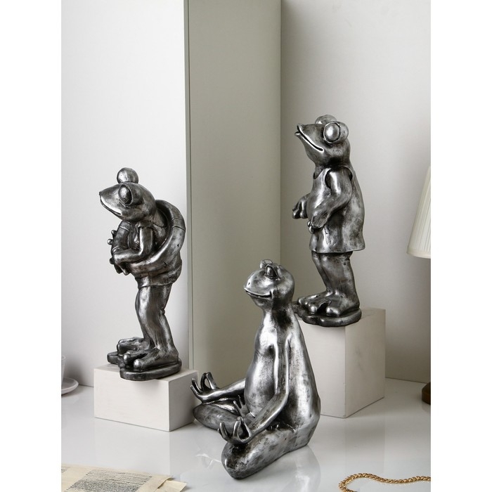 Набор фигур «Лягушки», полистоун, 38 см, цвет серебро Набор фигур «Лягушки», полистоун, 38 см, цвет серебро