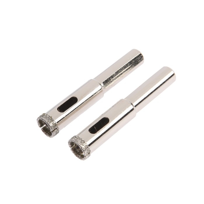 Сверло алмазное по стеклу и керамике ТУНДРА, трехгранный хвостовик, 12 х 65 мм, 2 шт. Сверло алмазное по стеклу и керамике ТУНДРА, трехгранный хвостовик, 12 х 65 мм, 2 шт.