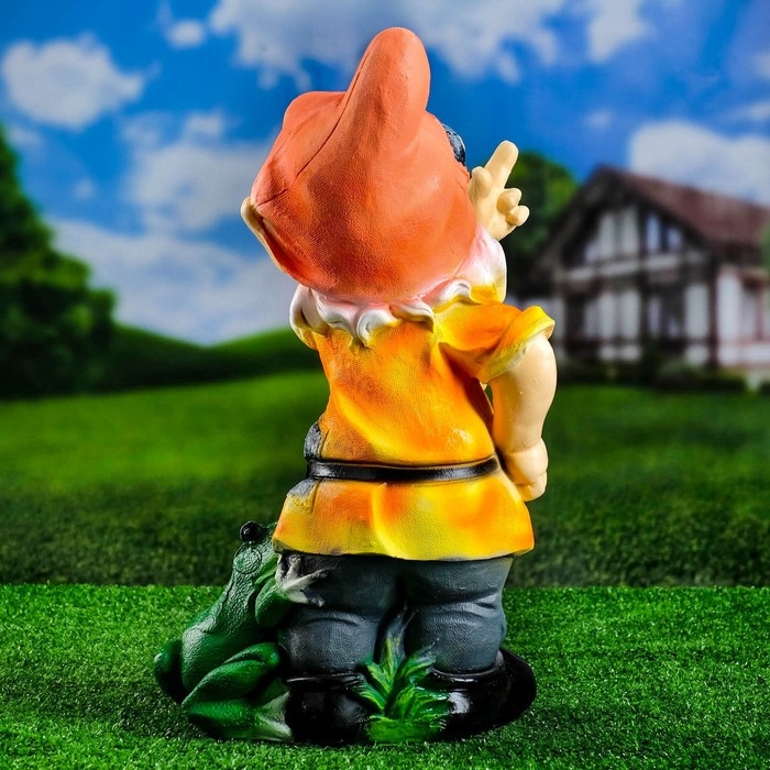 Садовая фигура  Садовая фигура "Гном с лягушкой" 20х27х50 см