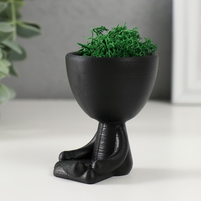 Кашпо бетонное мини Кашпо бетонное мини "Мистер Грин йог"со мхом черный 5,3х6х7 см (мох зеленый стабилизир.)