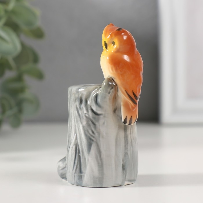 Сувенир керамика подставка д/зубочисток Сувенир керамика подставка д/зубочисток "Филин на пне" 3,7х4,5х8 см