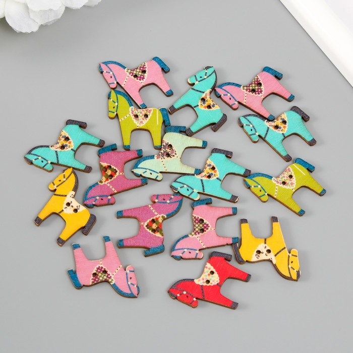 Пуговица дерево для творчества 2 прокола Пуговица дерево для творчества 2 прокола "Яркая лошадка" набор 16 шт МИКС 3,1х2,7х0,2 см