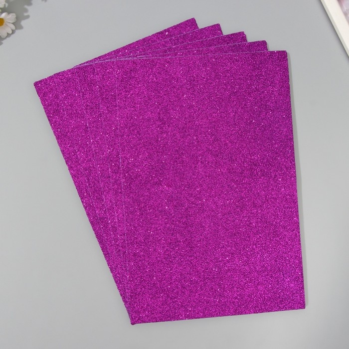 Набор глиттерного фоамирана (5 листов) 2 мм, 20х30 см, фиолетовый Набор глиттерного фоамирана (5 листов) 2 мм, 20х30 см, фиолетовый