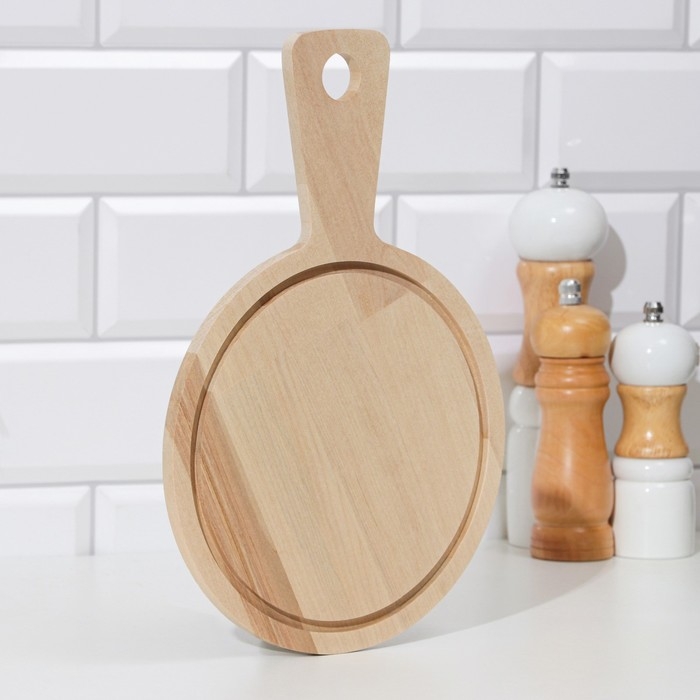 Доска разделочная деревянная с желобом  Доска разделочная деревянная с желобом "Круг" с ручкой 28,5х19х0,8 см береза