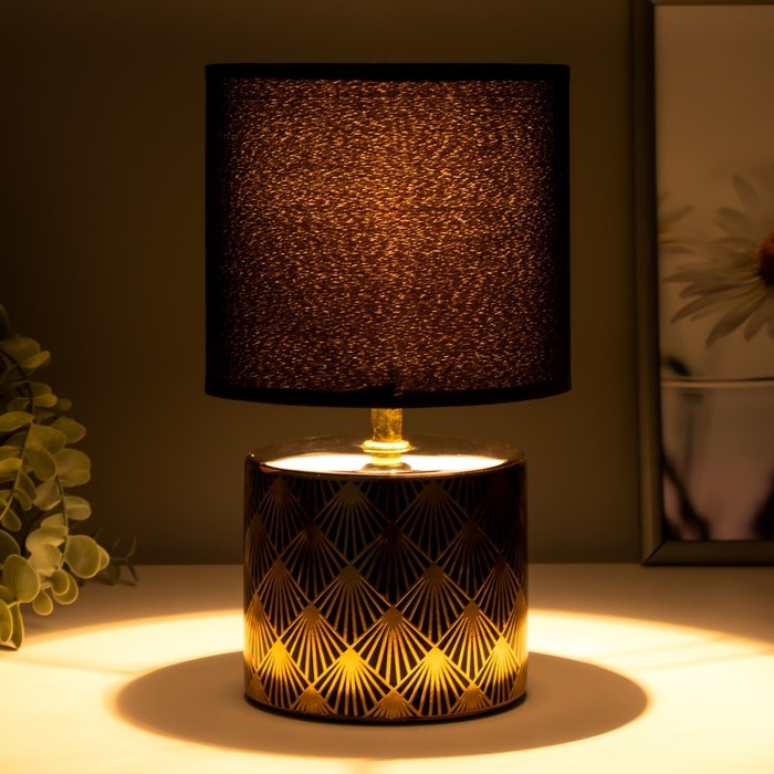 Настольная лампа Биргит E14 40Вт черно-золотой 15х15х27 см RISALUX Настольная лампа Биргит E14 40Вт черно-золотой 15х15х27 см RISALUX