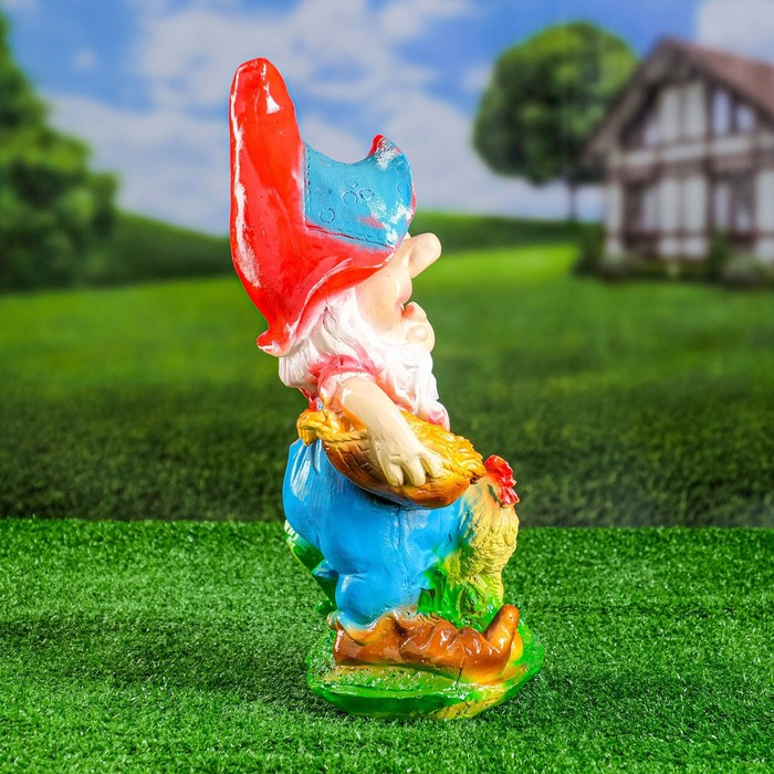 Садовая фигура "Гном с петухом" 15х20х42 см