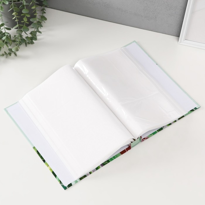 Фотоальбом на 300 фото 10х15 см Фотоальбом на 300 фото 10х15 см "Объёмные цветы" МИКС 23,5х5,5х33,5 см